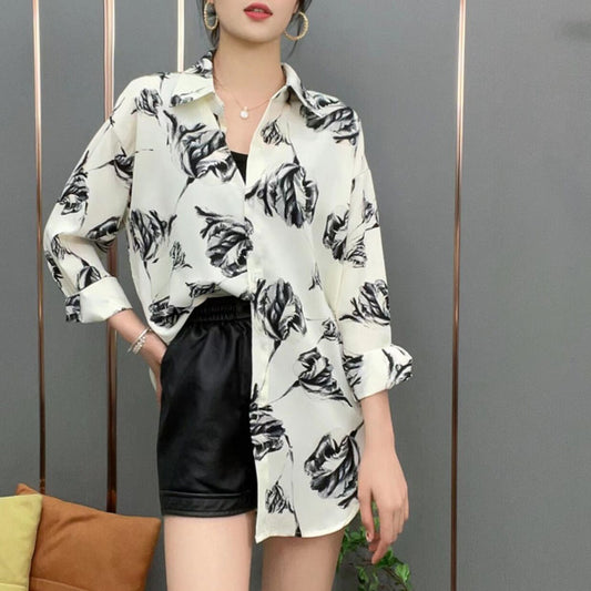 モノトーンフラワーシャツ