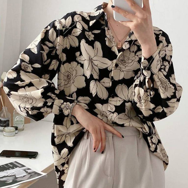 フラワードローイングシャツ