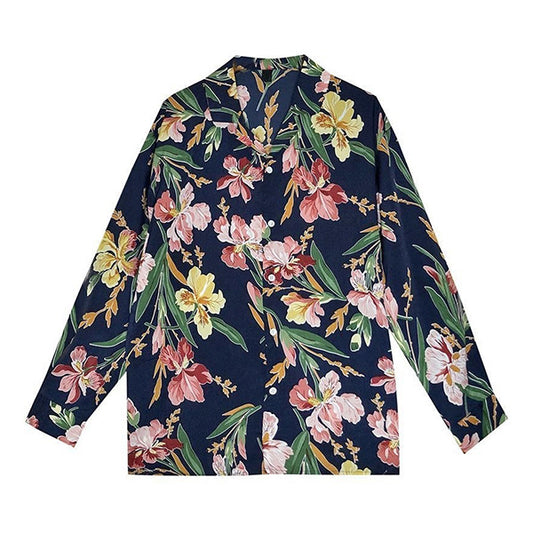 Shirt like a flower in a vase