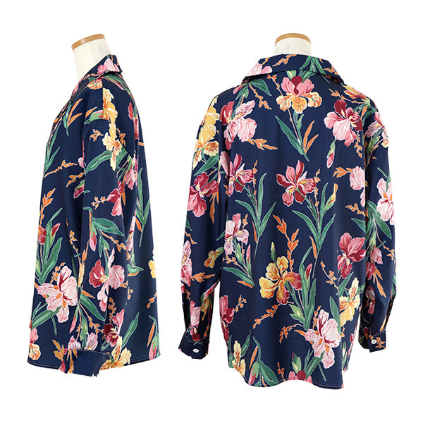 Shirt like a flower in a vase
