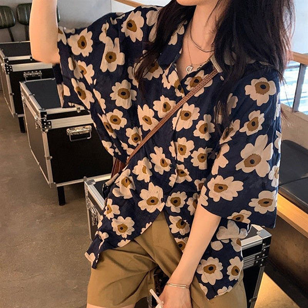 Retro Daisy Navy Blue Shirt