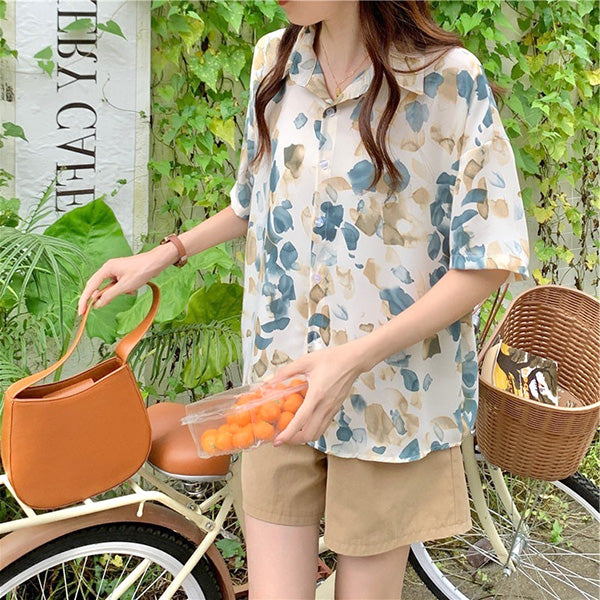 Fluttering petals Chic shirt