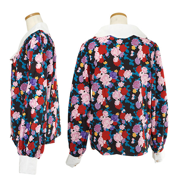 White collar and flower retro