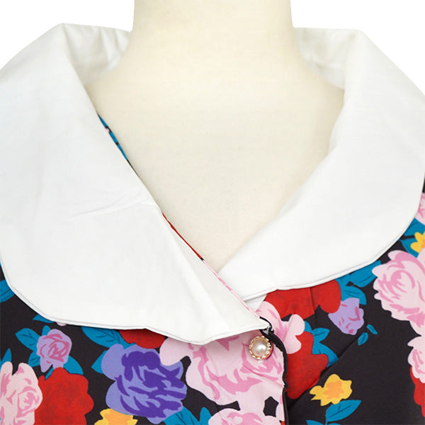 White collar and flower retro