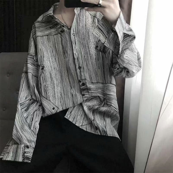 木目調モノクロアートシャツ