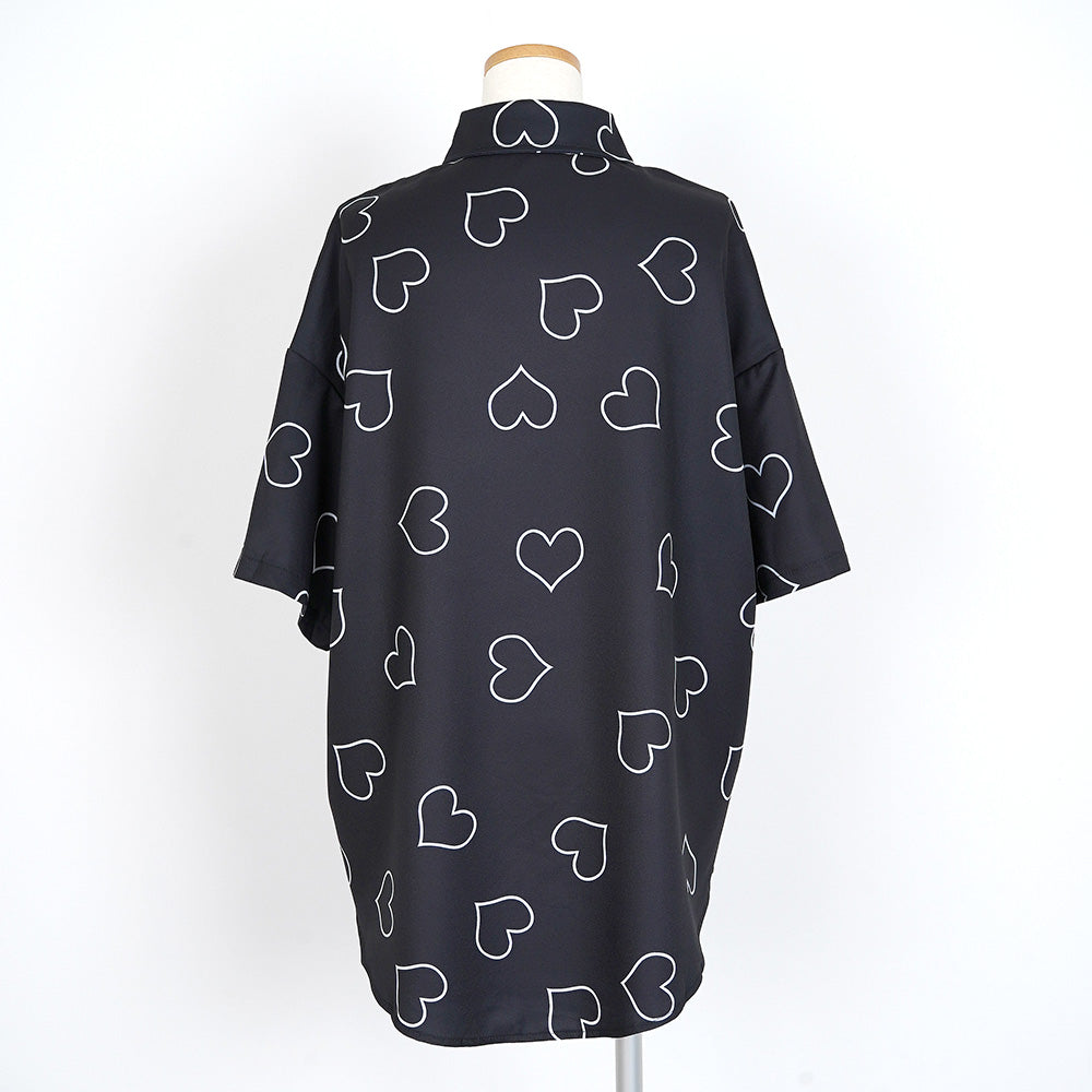 シンプルハートのビッグシルエット半袖シャツ