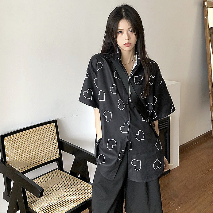 シンプルハートのビッグシルエット半袖シャツ