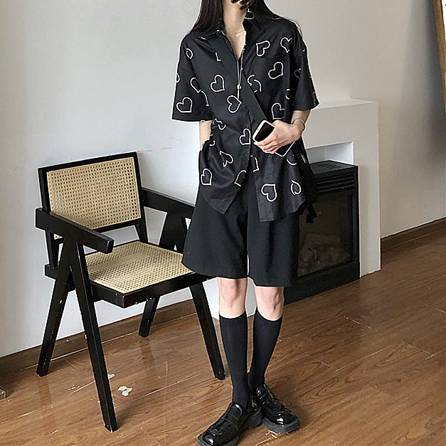 シンプルハートのビッグシルエット半袖シャツ