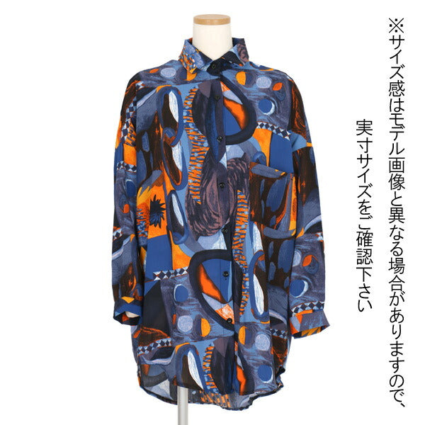 キャンバスをそのまま服にしたようなアーティなビッグシルエットシャツブラウス