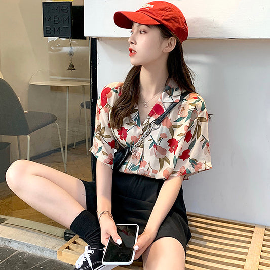 レッドフラワーラバーのシアーオープンカラー半袖シャツ