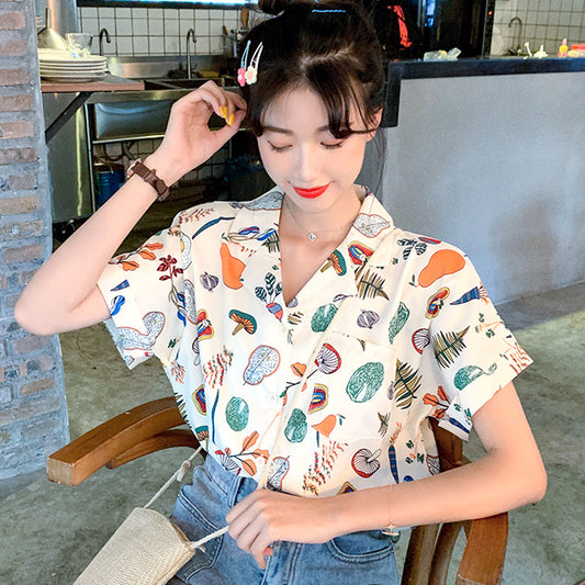 キノコや野菜、フルーツのオープンカラーフレンチスリーブシャツ