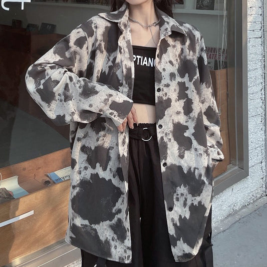 COW柄が動物的本能をくすぐる長袖シャツ