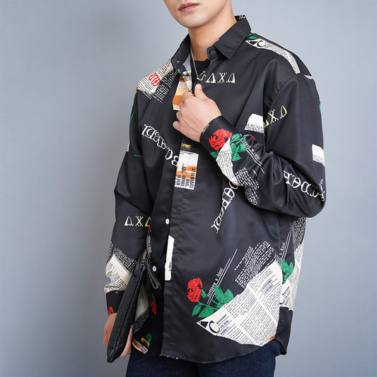 バラと新聞コラージュの長袖サテンシャツ