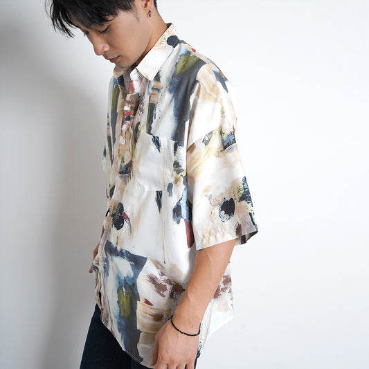 アースカラーペイントのビッグ半袖シャツ