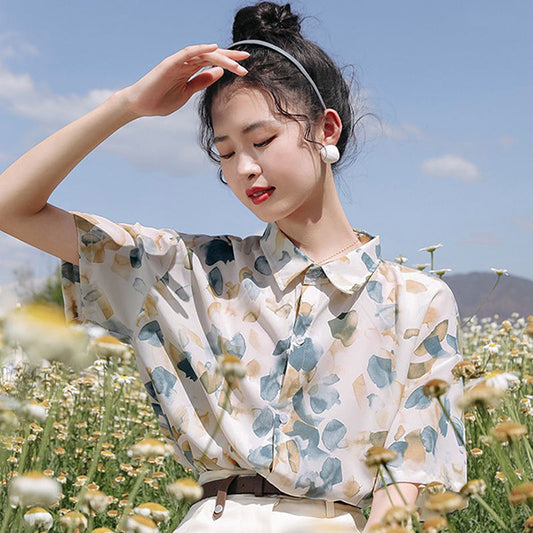Fluttering petals Chic shirt