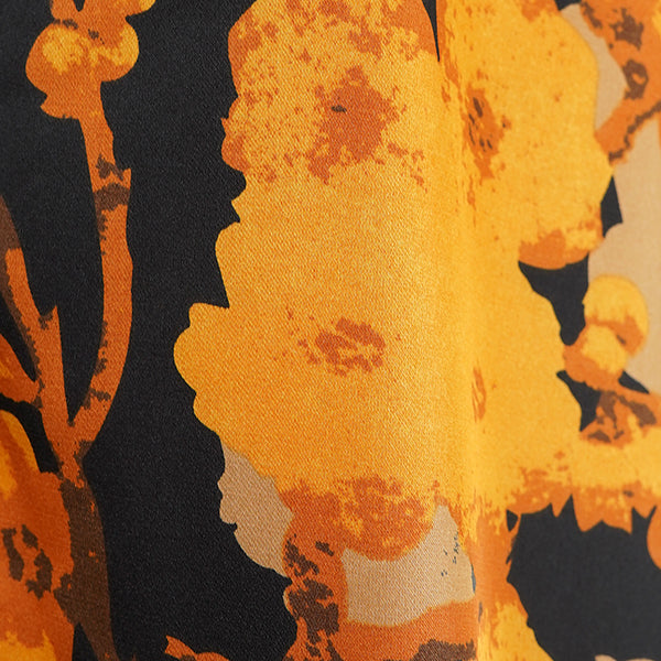 Glossy orange flowers