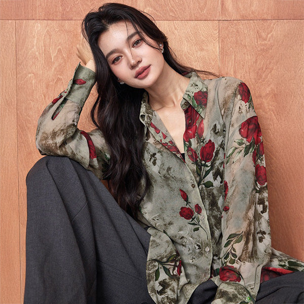 Gray decadence and red flowers