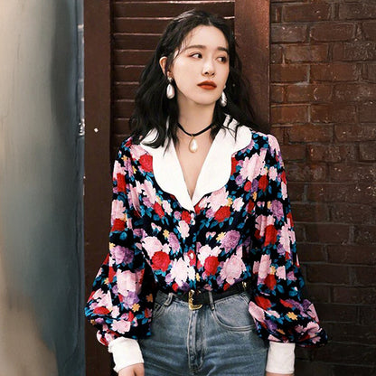 White collar and flower retro