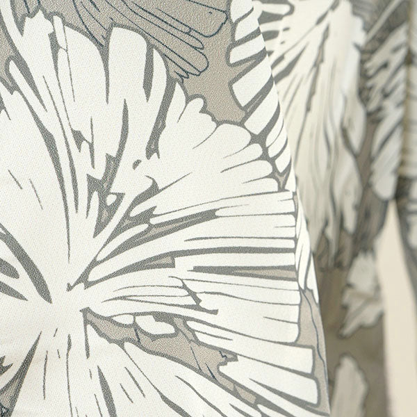 Nuanced gray botanical