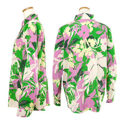 Pop-colored tropical flowers