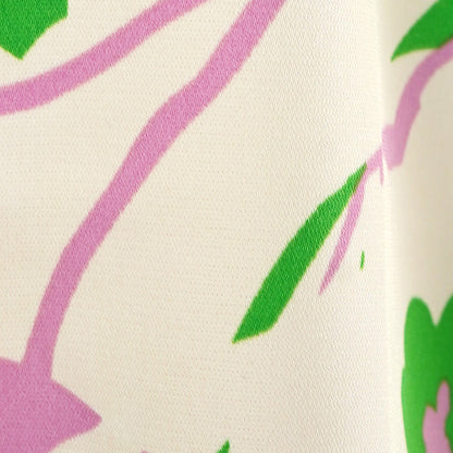 Pop-colored tropical flowers