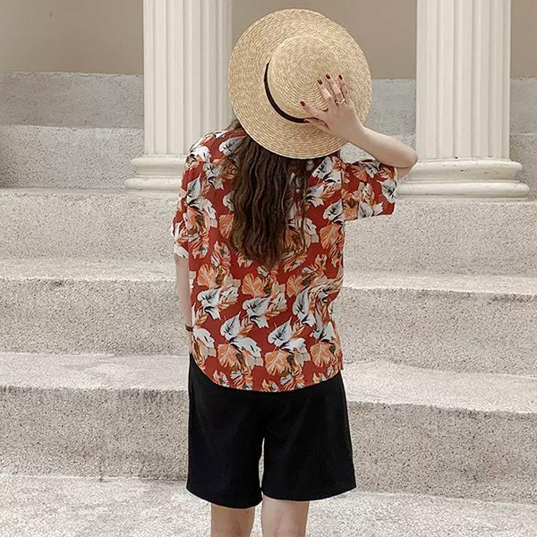 Calm terracotta aloha