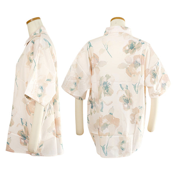 Pale watercolor flowers