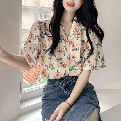 Vintage sweet roses
