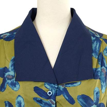 Anchor the green with navy