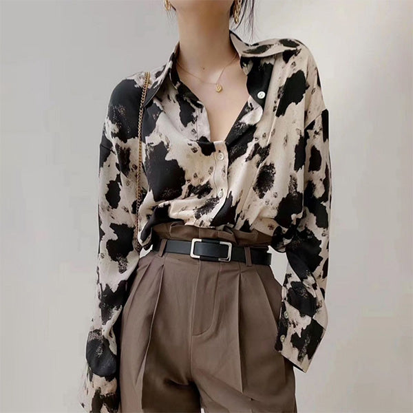 Cow print beige nuances