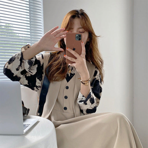 Cow print beige nuances