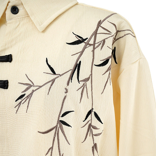Knot and bamboo leaves