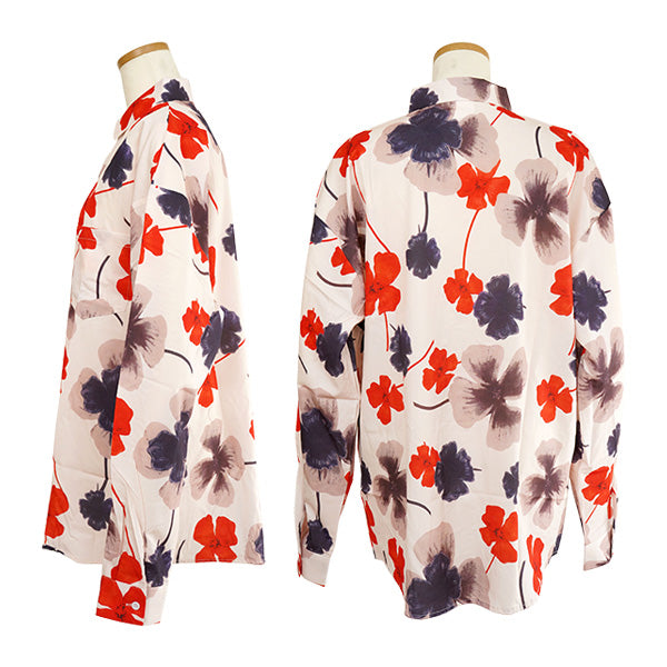 Orange-red four petals