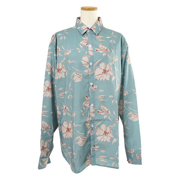 Nuanced blue-green and flowers