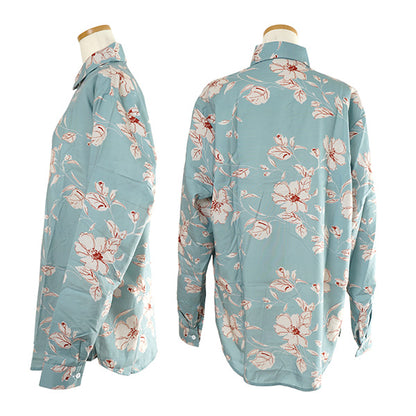 Nuanced blue-green and flowers