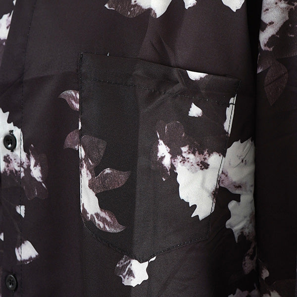 Edgy monochrome floral