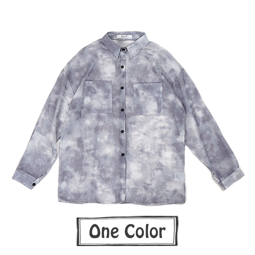 ぼかし柄と透け素材のグレーカラー長袖シャツ